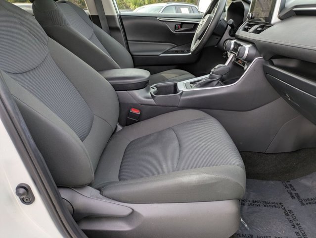 Used 2025 Toyota RAV4 LE image 25