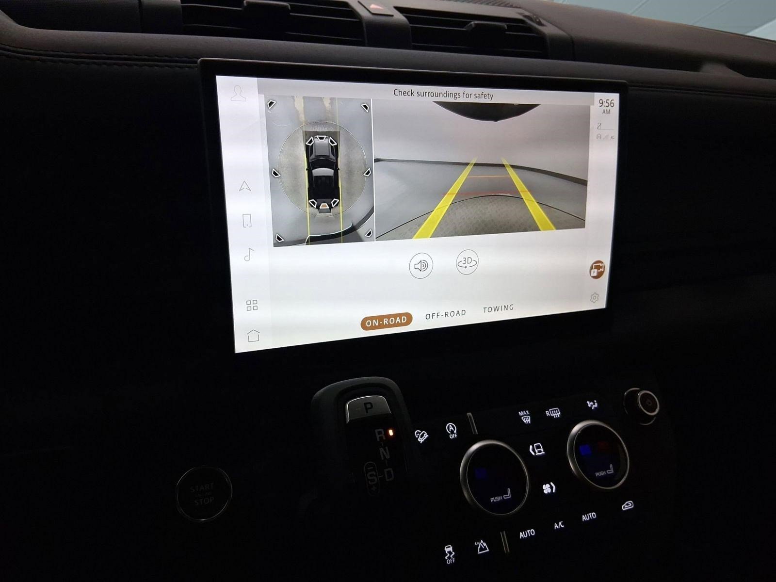 Used 2025 Land Rover Defender 90 S image 23