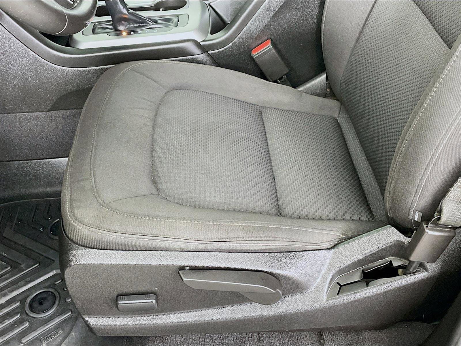 Used 2021 Chevrolet Colorado LT w/ Safety Package image 21