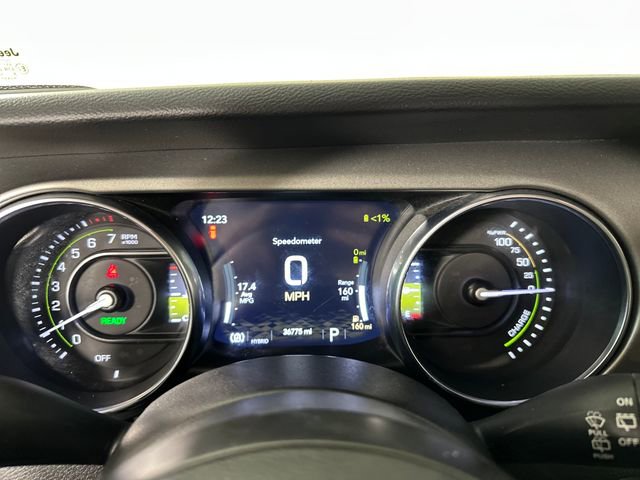 Used 2023 Jeep Wrangler Unlimited w/ Cold Weather Group image 17