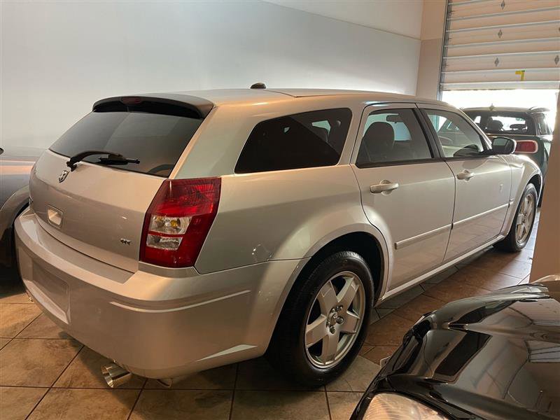 Used 2005 Dodge Magnum R/T w/ Convenience Group II image 28