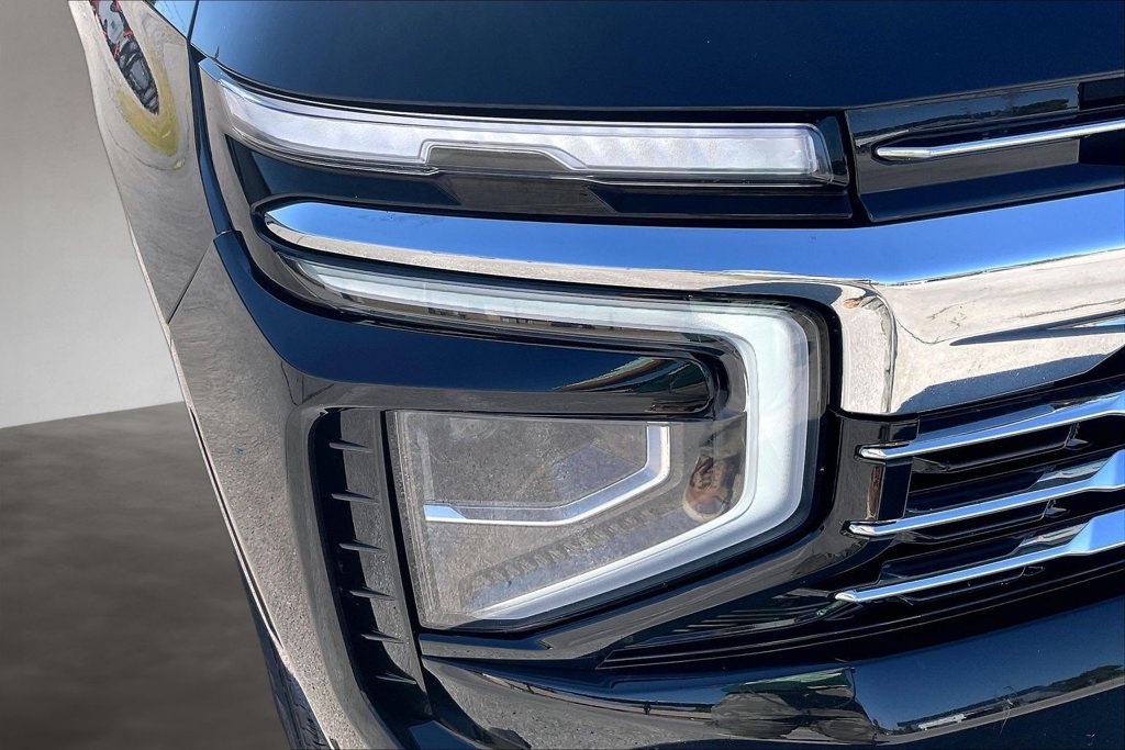 Used 2025 Chevrolet Tahoe LT AWD/4WD image 31