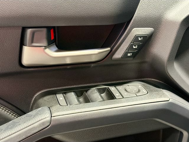 New 2025 Toyota 4Runner Limited AWD/4WD image 15
