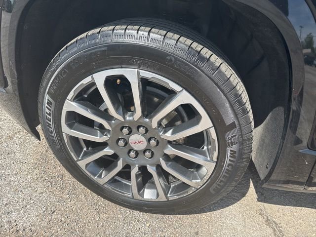 Used 2020 GMC Acadia Denali w/ Trailering Package image 17