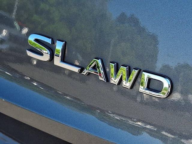 Used 2023 Nissan Rogue SL AWD/4WD image 30