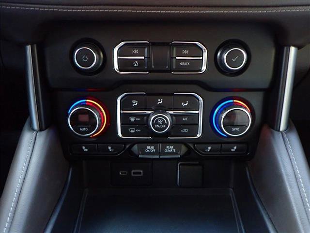 Used 2021 Chevrolet Suburban LT image 18