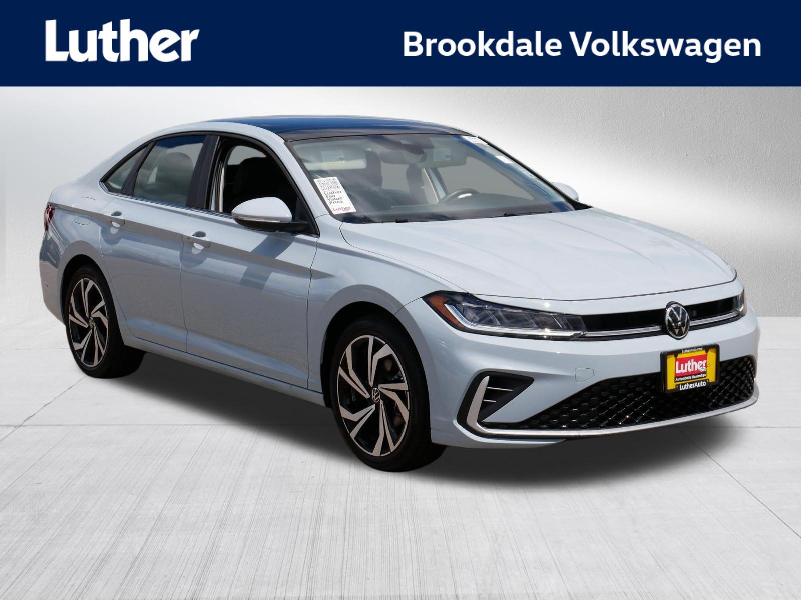 Used 2026 Volkswagen Jetta SEL FWD image 1