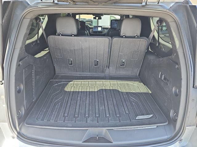 Used 2023 GMC Yukon XL AT4 w/ AT4 Premium Package AWD/4WD image 19