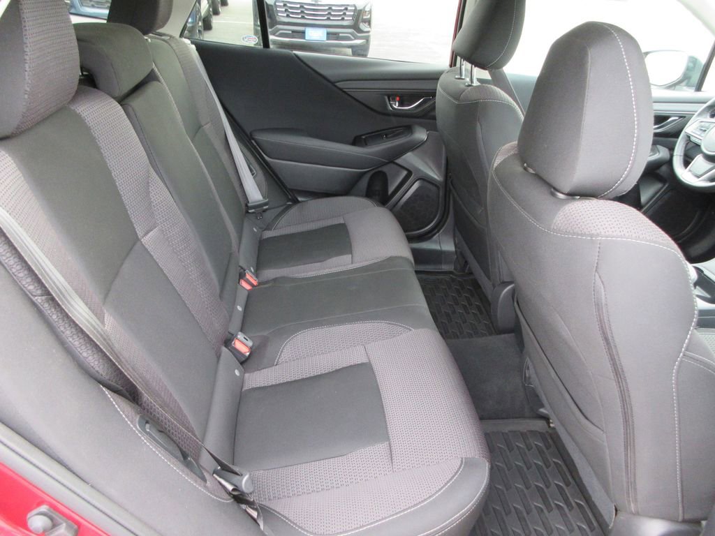 Used 2024 Subaru Outback Premium image 18