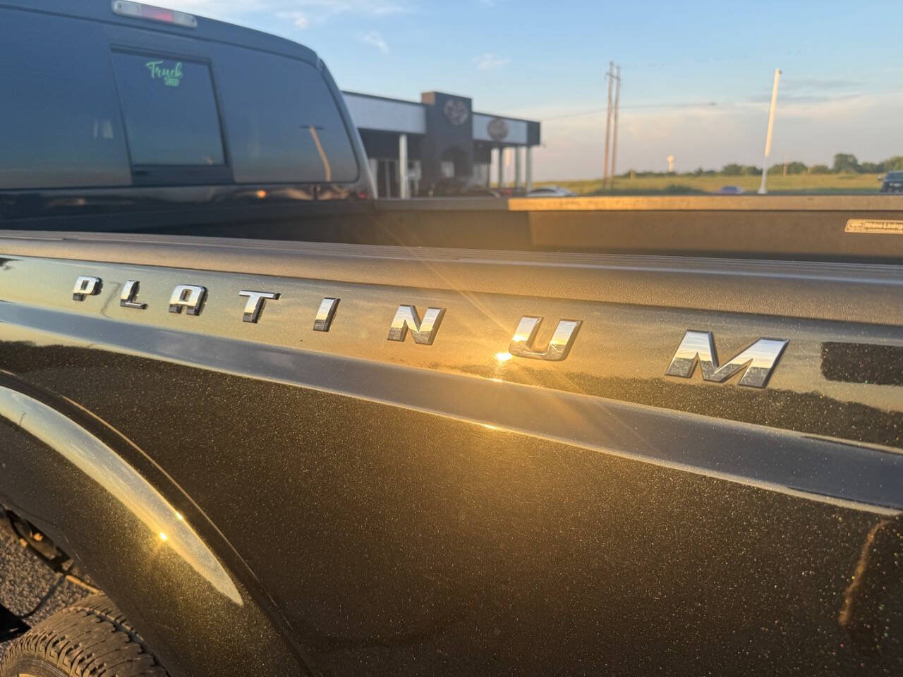Used 2015 Ford F250 Platinum w/ FX4 Off-Road Package AWD/4WD image 33