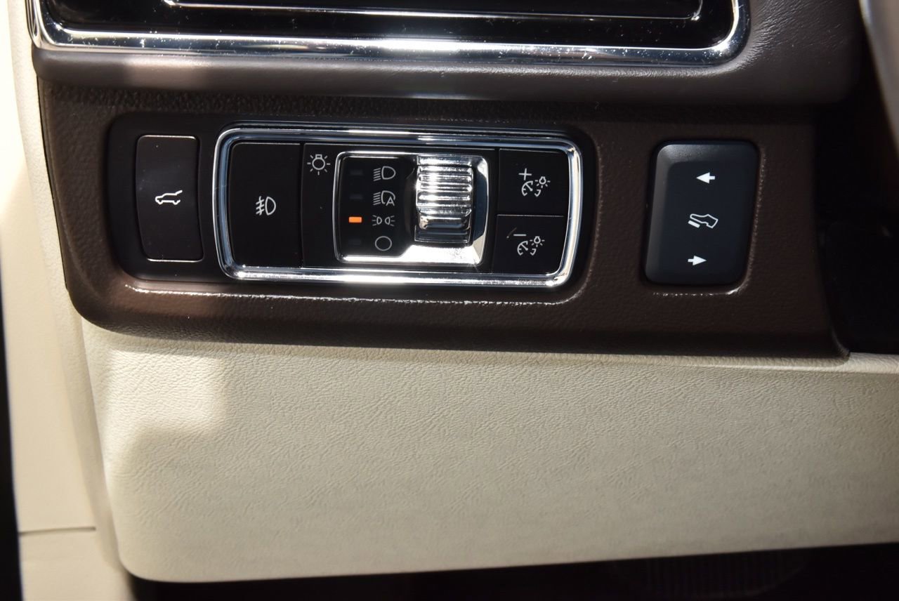 Certified 2023 Lincoln Navigator Black Label image 32