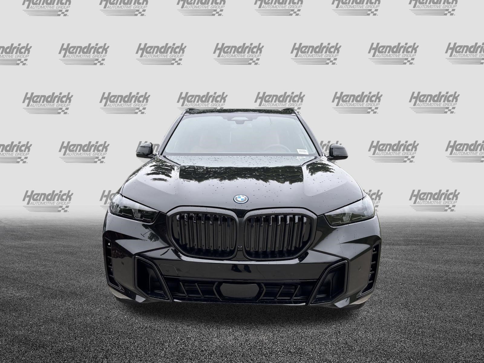 New 2026 BMW X5 xDrive50e w/ M Sport Package AWD/4WD image 3