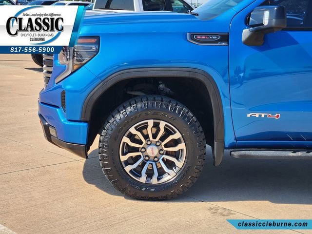 Used 2023 GMC Sierra 1500 AT4 w/ AT4 Premium Package AWD/4WD image 12