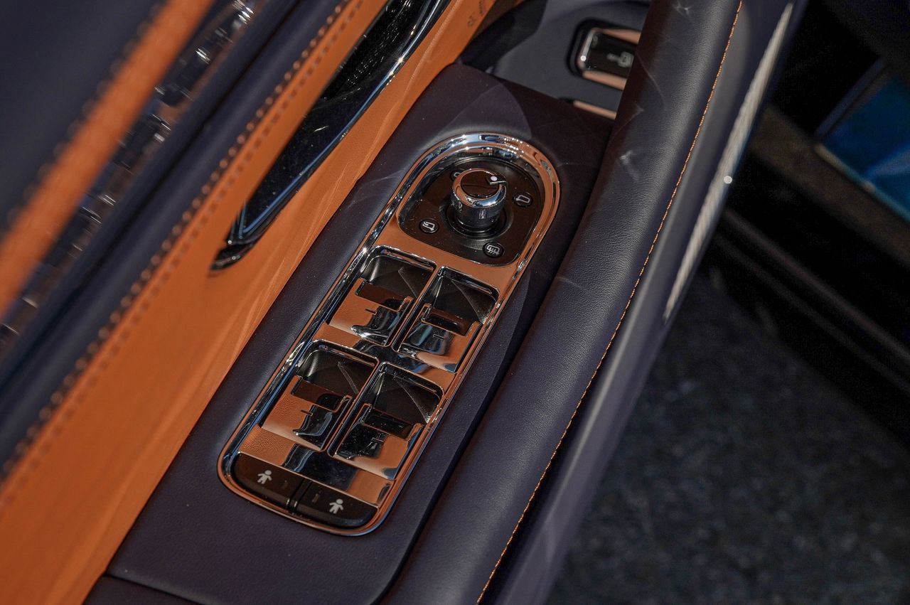 New 2026 Bentley Flying Spur Plug-In Hybrid AWD/4WD image 33