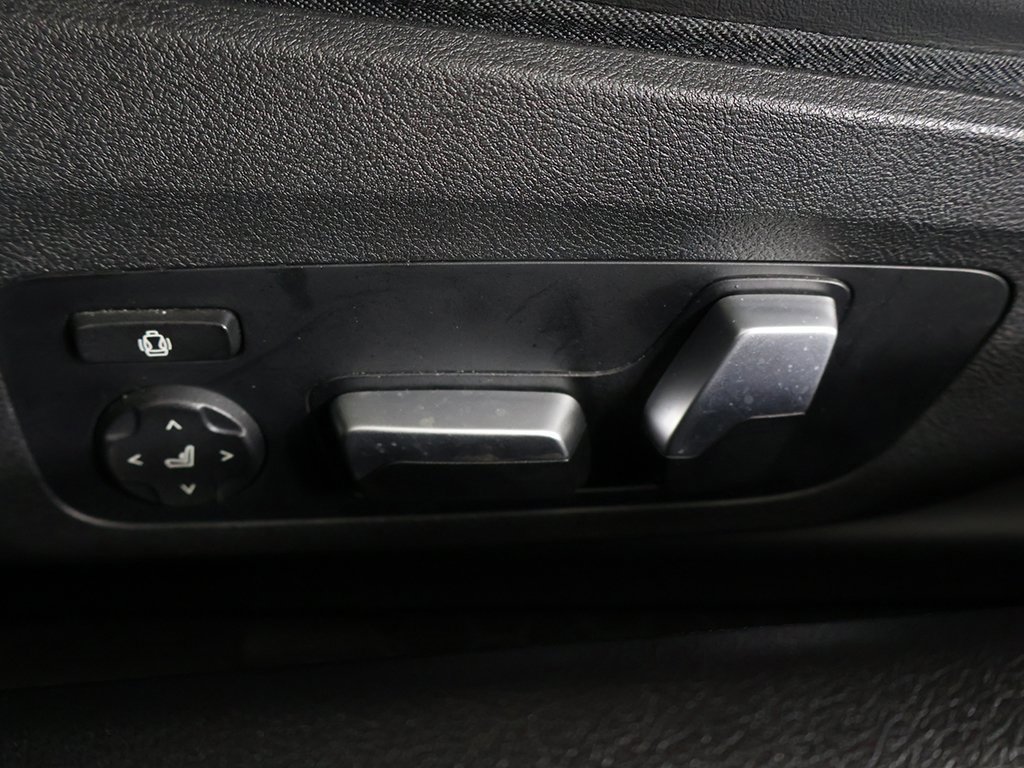 Used 2023 BMW M8 Competition w/ M Driver's Package image 34