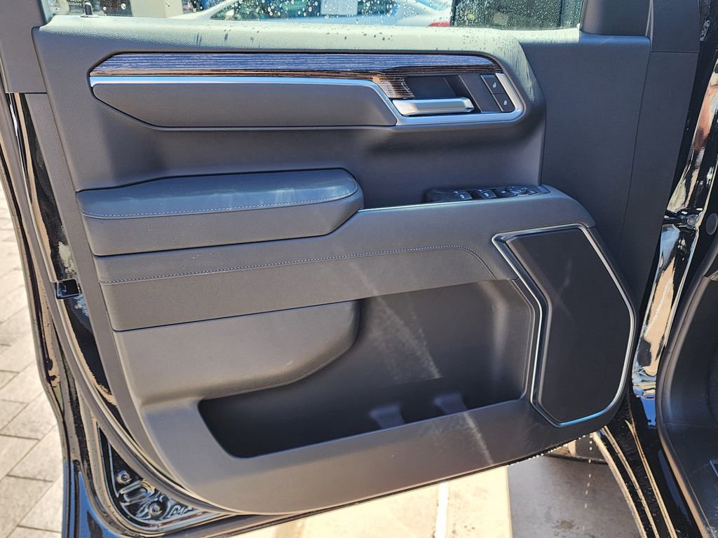 New 2026 GMC Sierra 1500 Elevation image 14