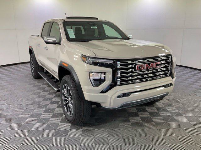 New 2026 GMC Canyon Denali AWD/4WD image 3