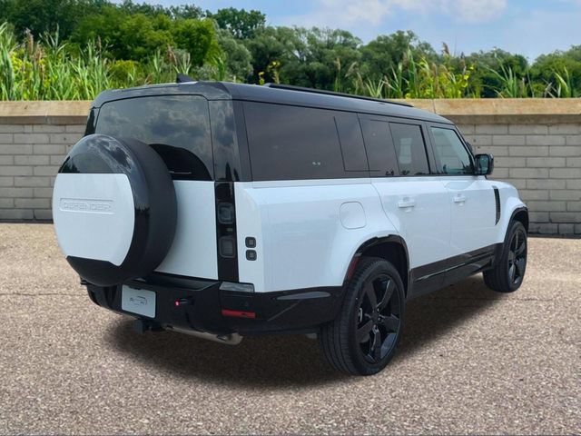 New 2026 Land Rover Defender 130 X-Dynamic SE AWD/4WD image 4