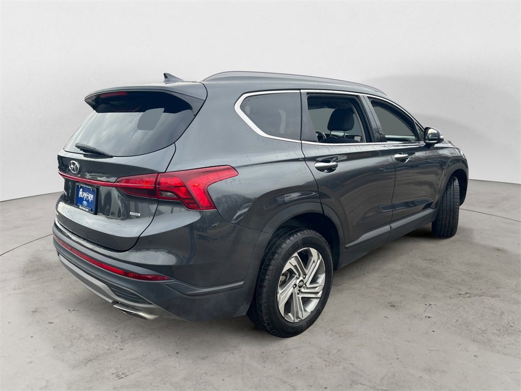 Used 2023 Hyundai Santa Fe SEL image 3