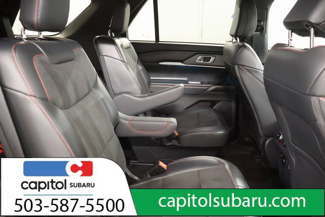 Used 2025 Ford Explorer ST AWD/4WD image 29