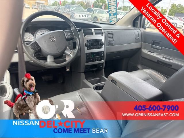 Used 2005 Dodge Durango Limited w/ Trailer Tow Group RWD image 9