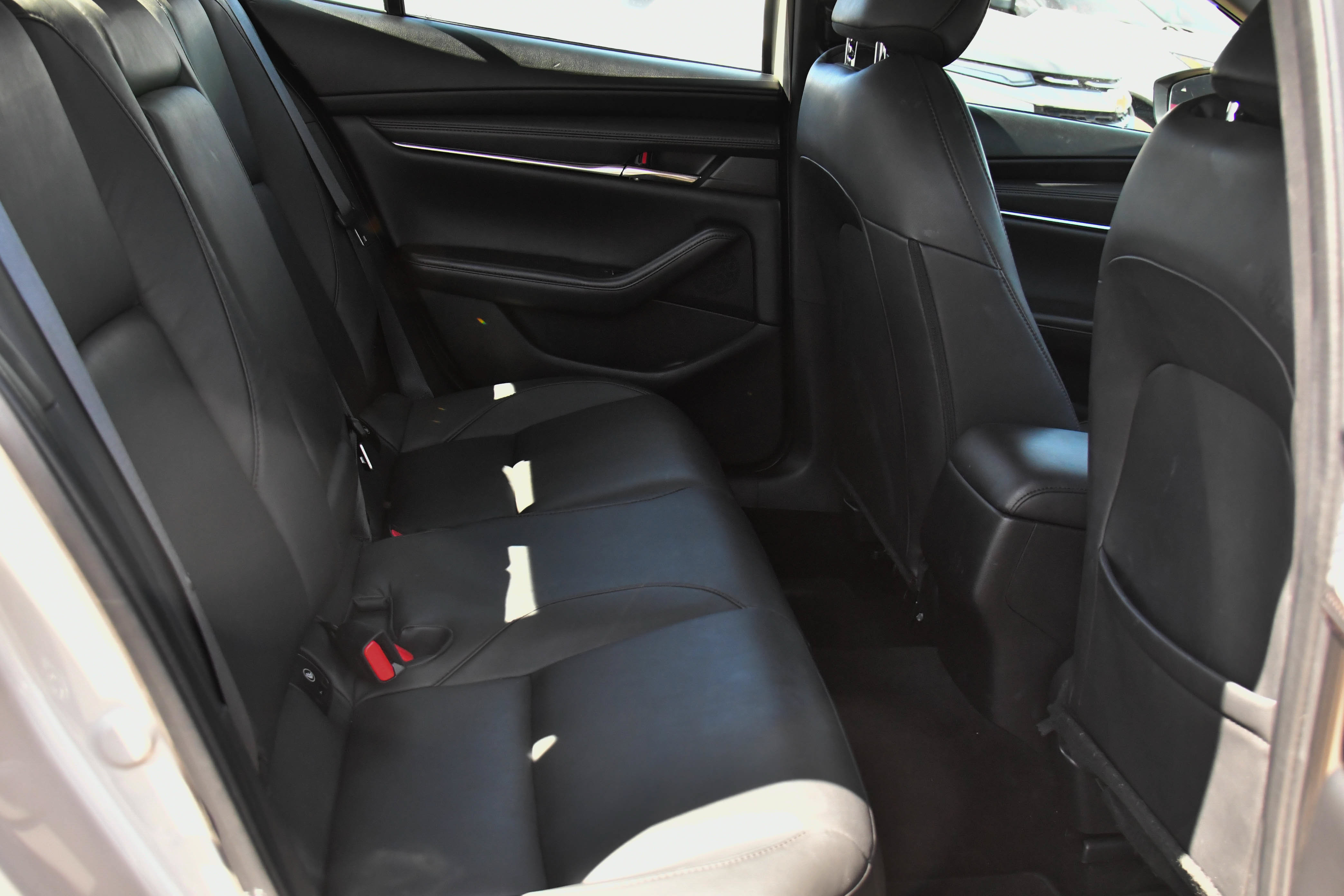 Used 2024 MAZDA MAZDA3 s FWD image 38