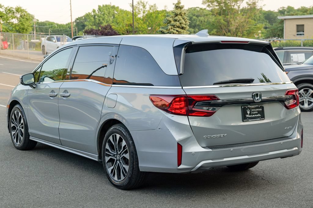 Used 2025 Honda Odyssey Elite image 5