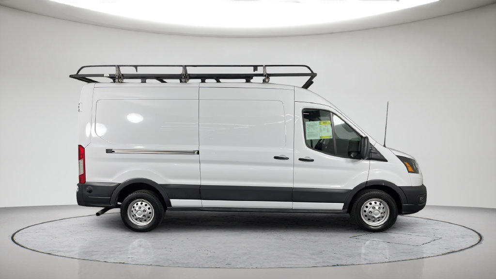 Used 2024 Ford Transit 250 148 Medium Roof Extended AWD w/ Load Area Protection Package image 6