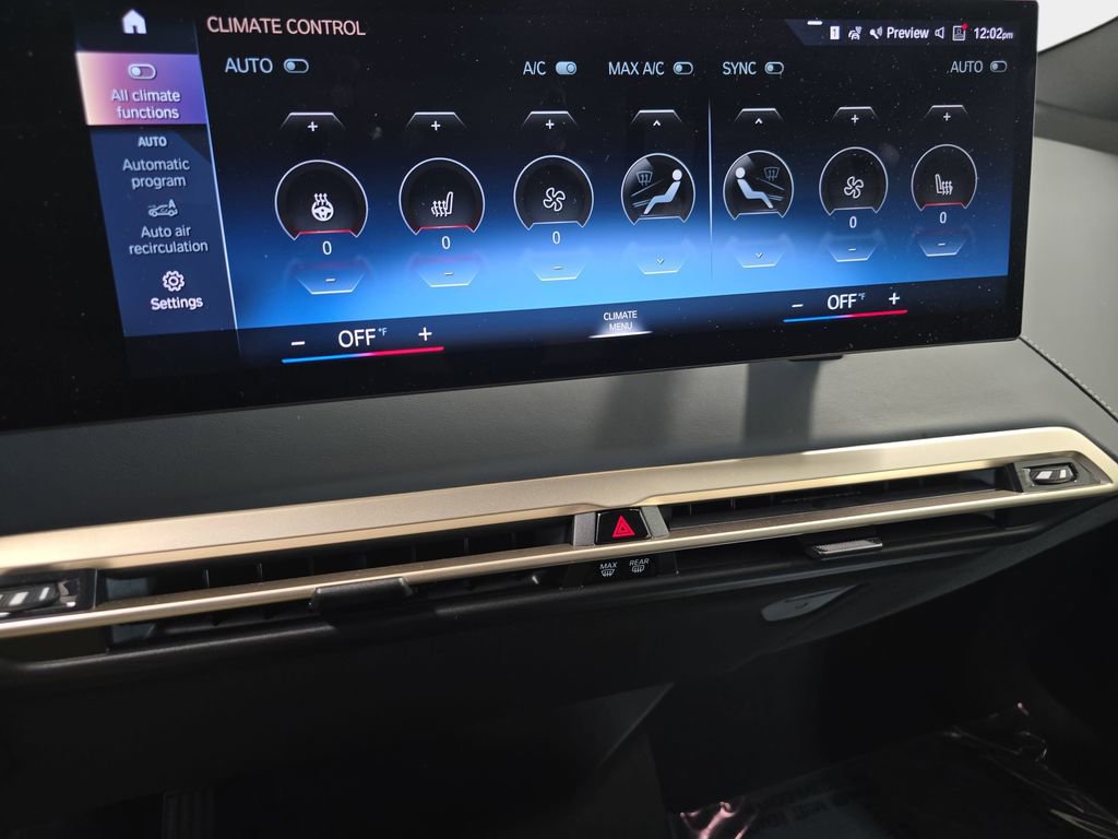 Used 2023 BMW iX xDrive50 image 23