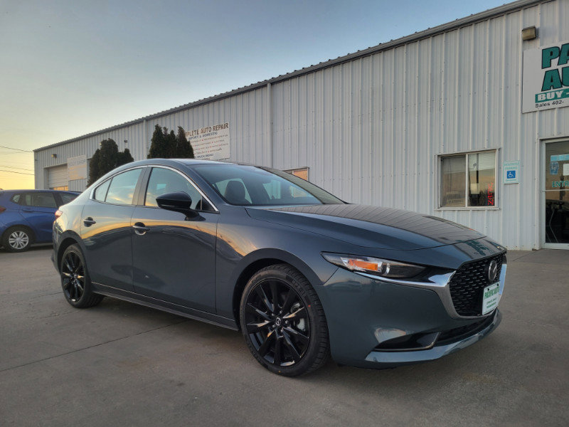 Used 2025 MAZDA MAZDA3 s image 1