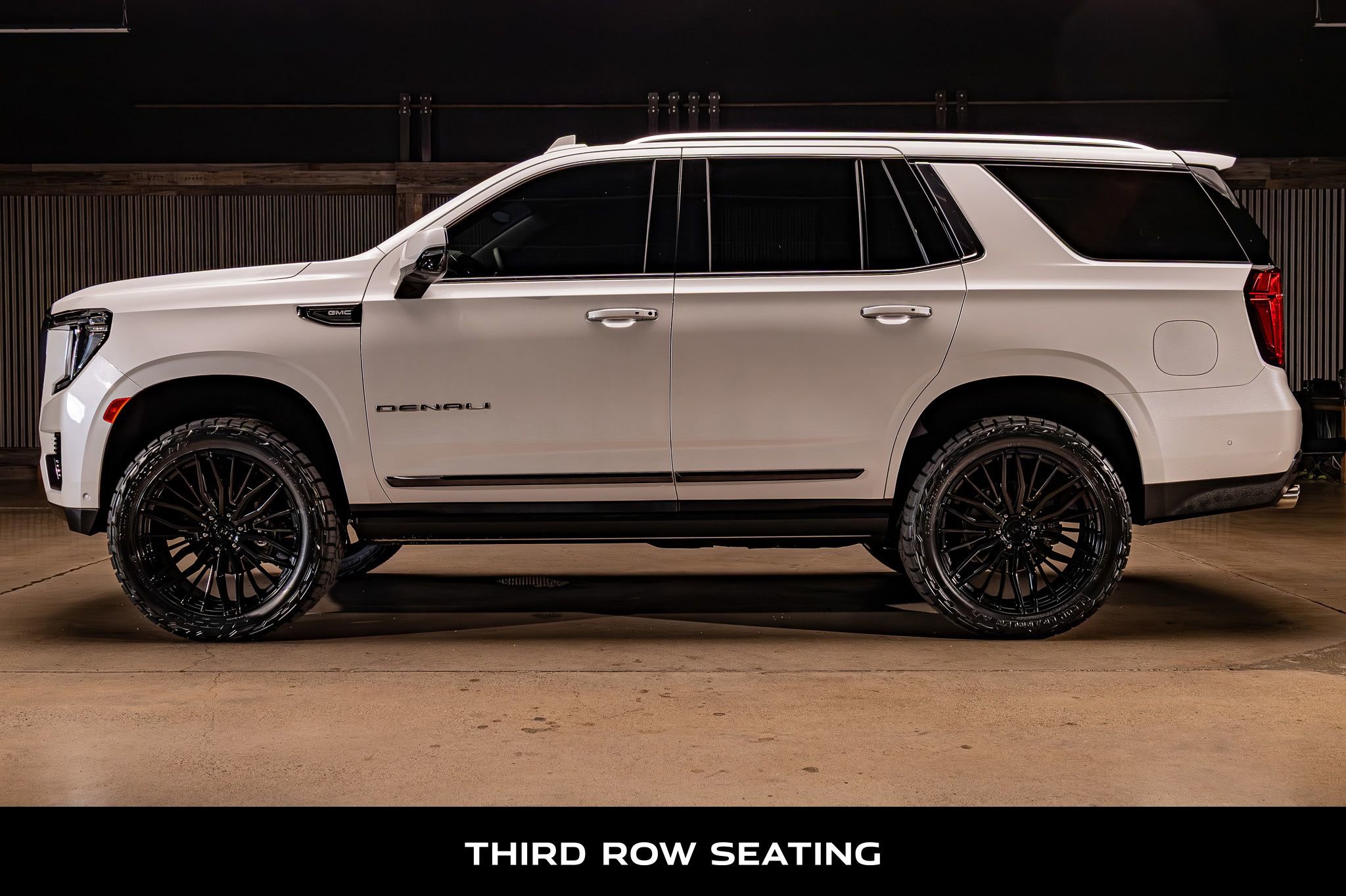 Used 2023 GMC Yukon Denali Ultimate image 6