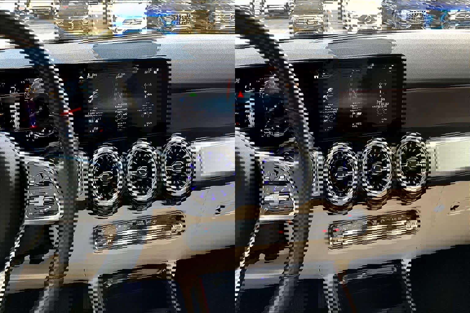 Certified 2023 Mercedes-Benz GLB 250 4MATIC image 6