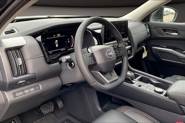 New 2026 Nissan Pathfinder SL AWD/4WD image 7