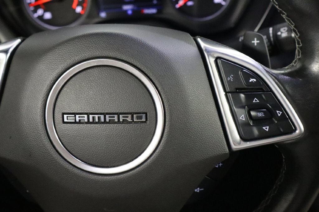 Used 2023 Chevrolet Camaro LT RWD image 10