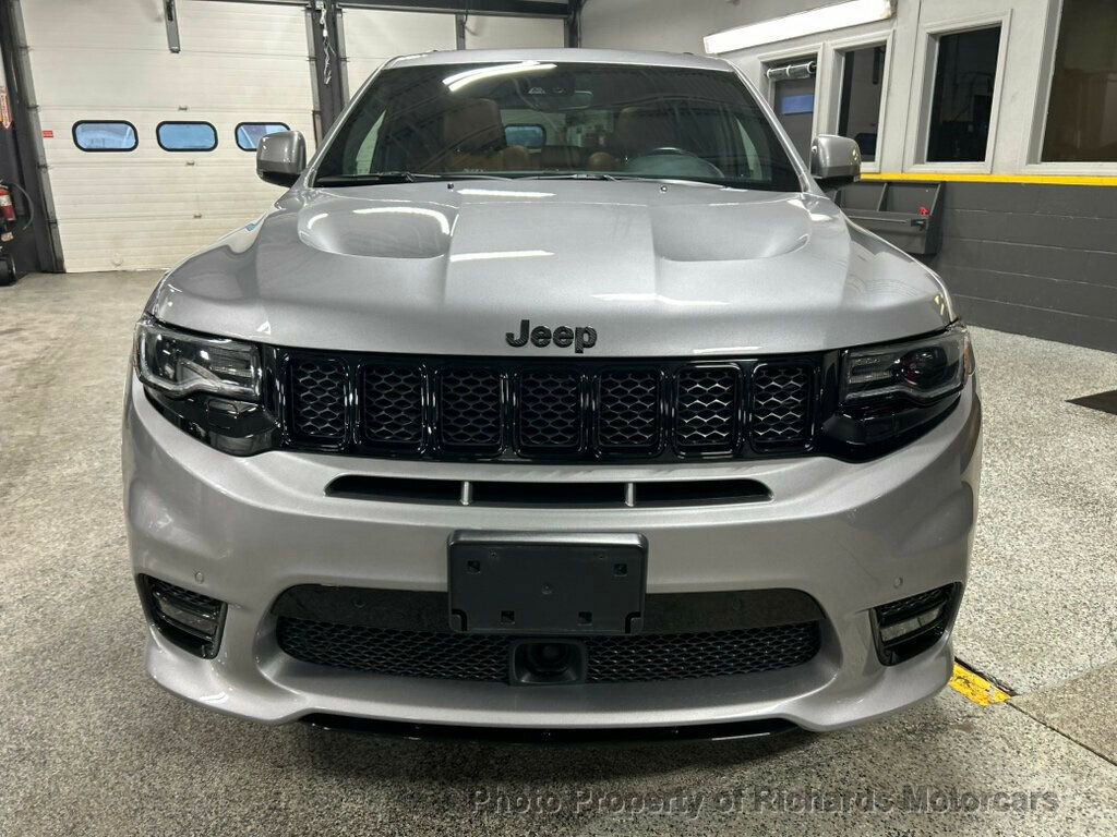 Used 2021 Jeep Grand Cherokee SRT image 8