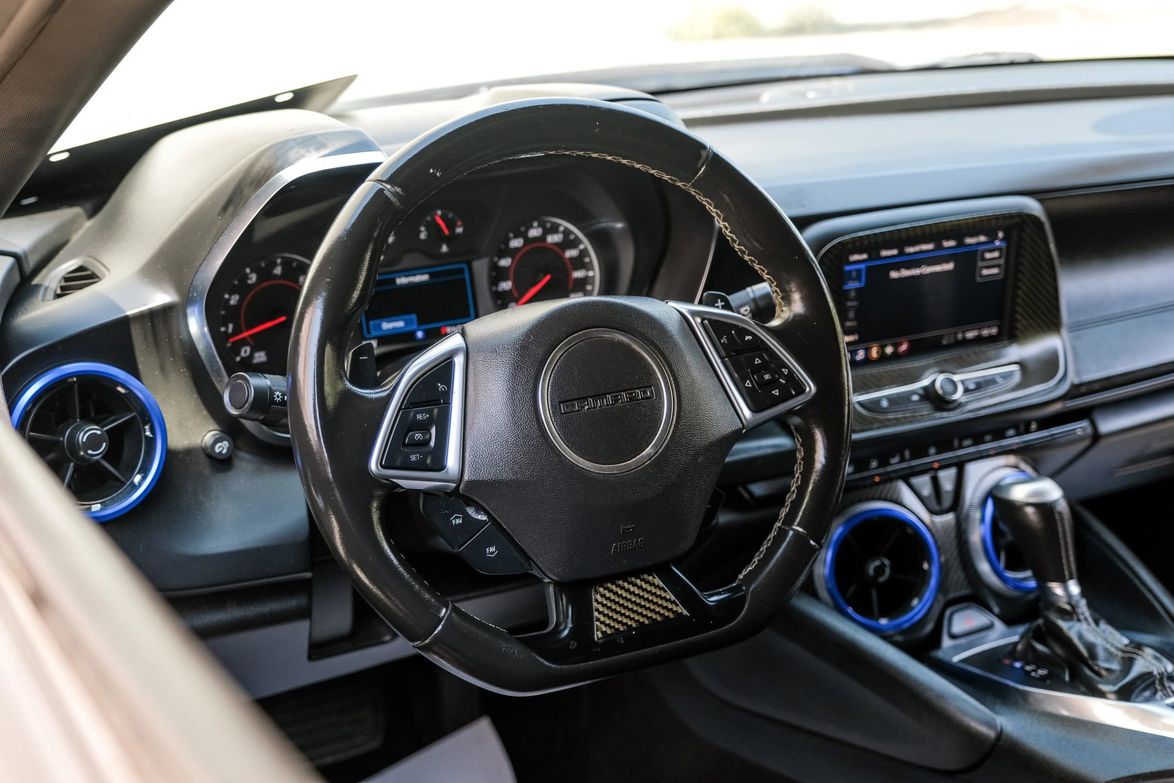 Used 2021 Chevrolet Camaro LT image 13