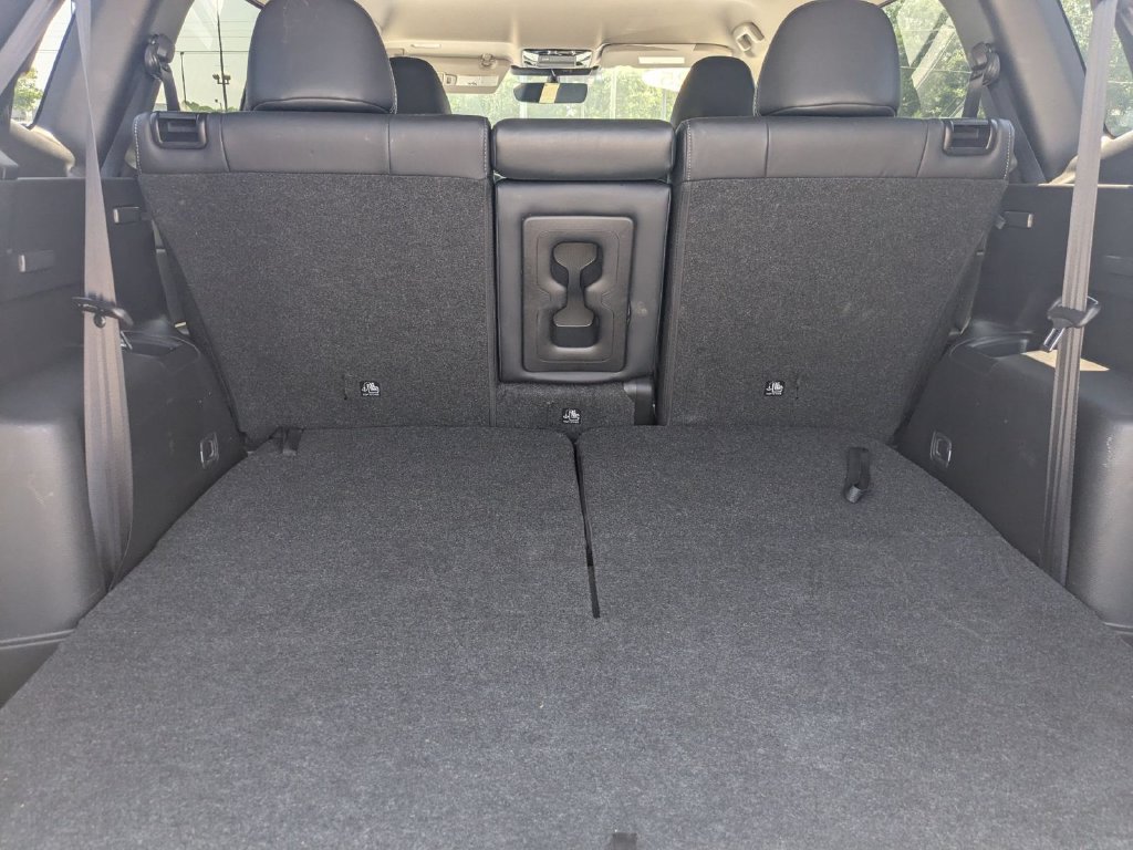 Used 2025 Mitsubishi Outlander SE FWD image 30