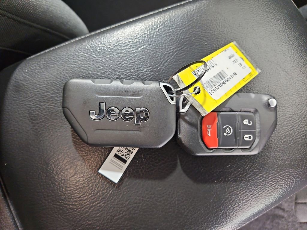 Used 2019 Jeep Wrangler Sport S image 23