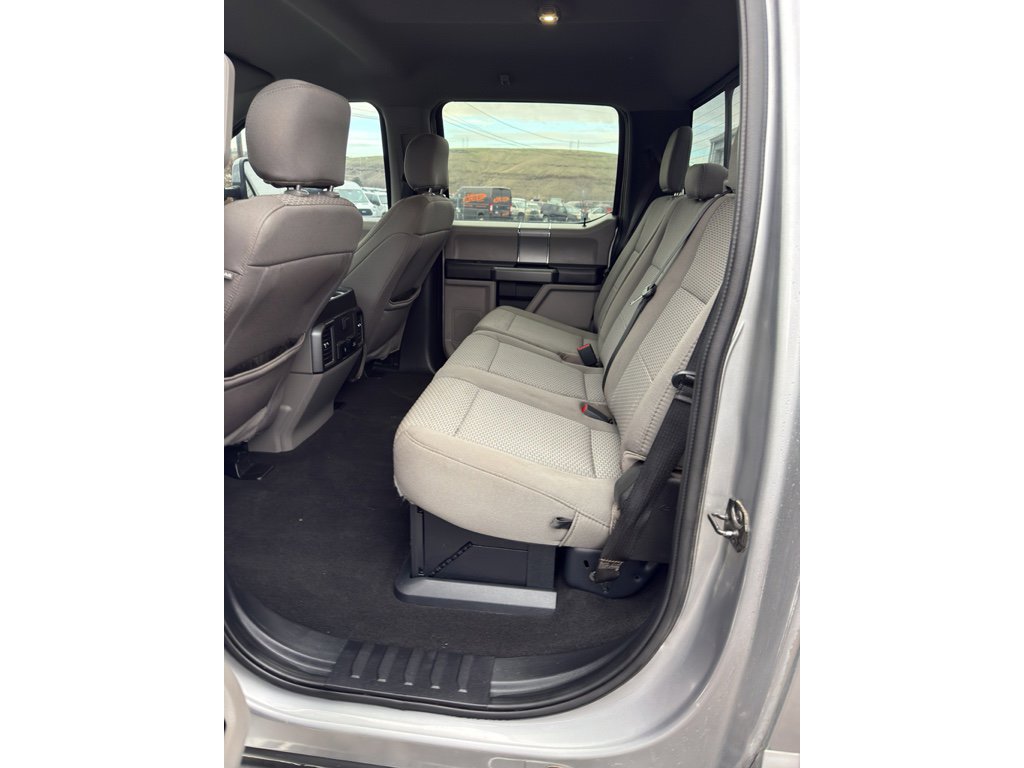 Used 2020 Ford F250 XLT w/ XLT Premium Package image 13