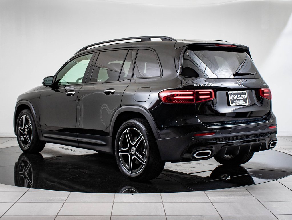 Used 2024 Mercedes-Benz GLB 250 4MATIC image 6