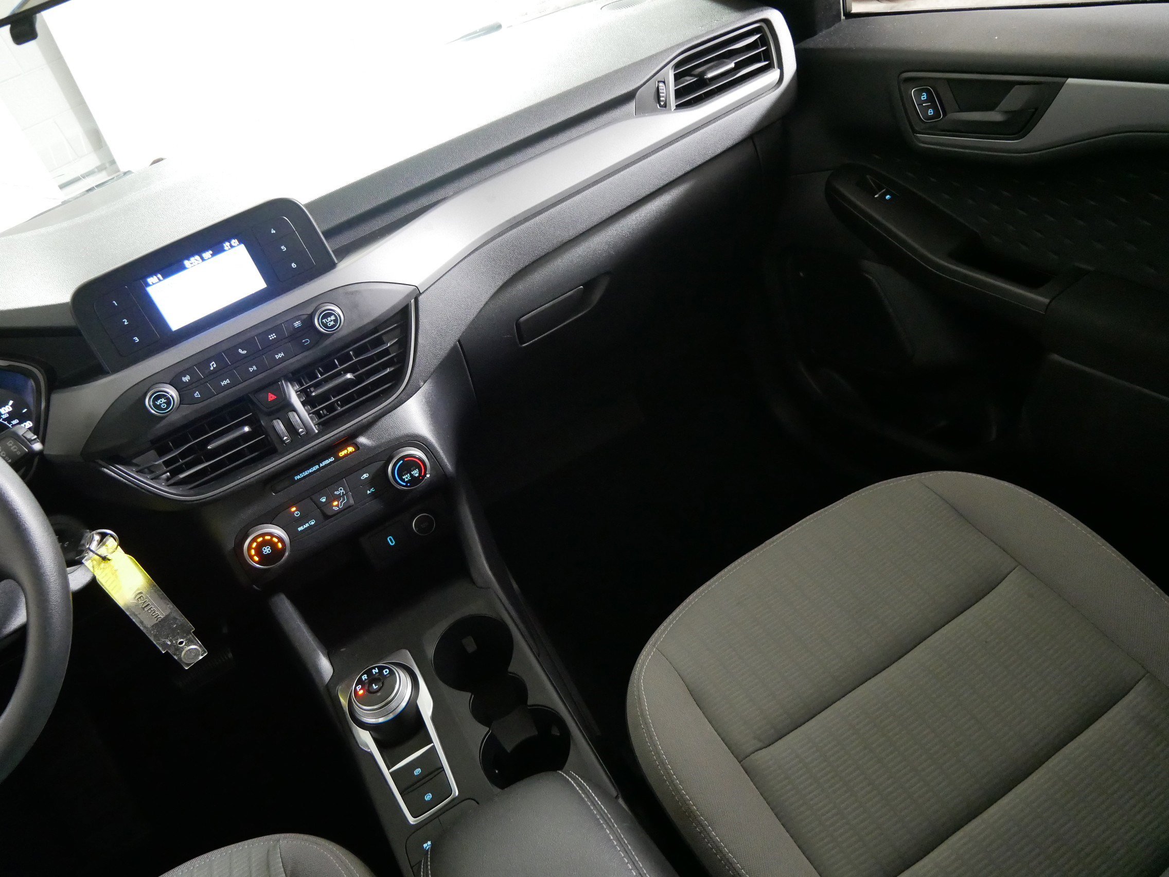 Used 2020 Ford Escape S image 11