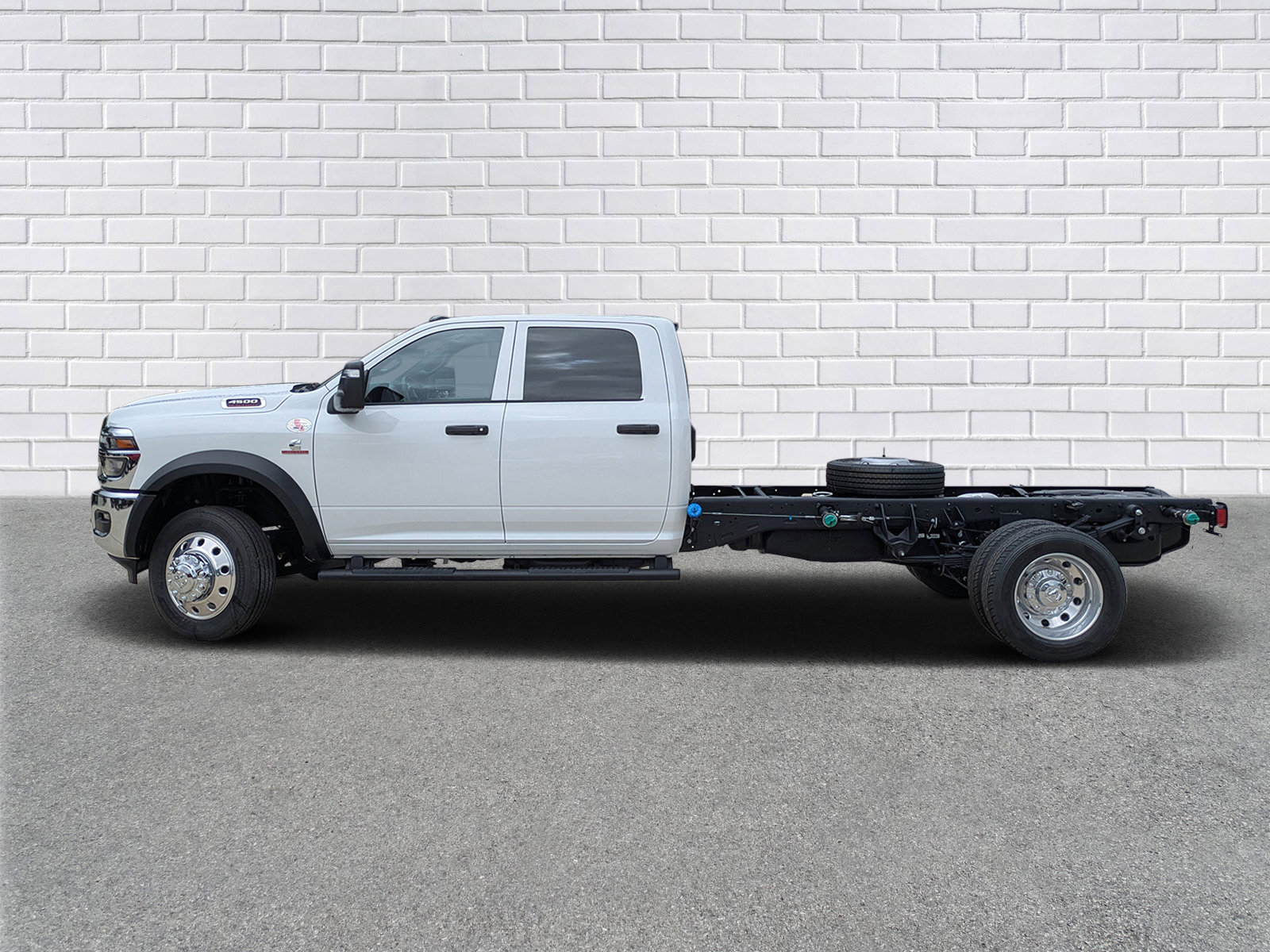 New 2026 RAM 4500 Tradesman image 2