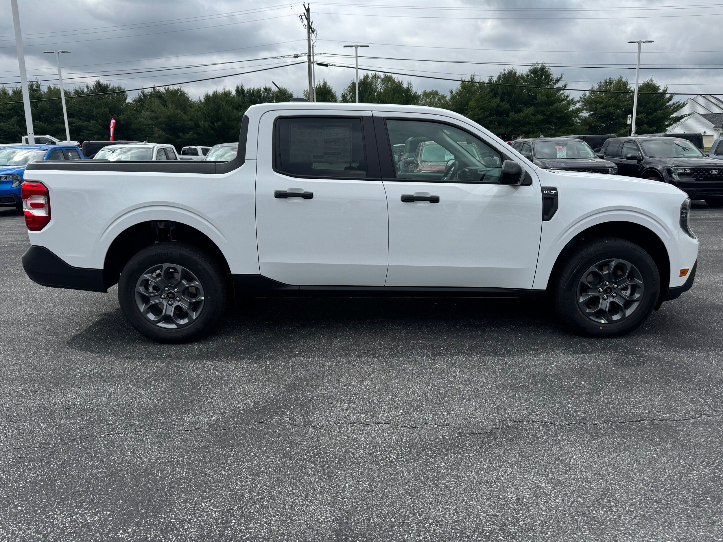 New 2026 Ford Maverick XLT w/ XLT Luxury Package AWD/4WD image 5