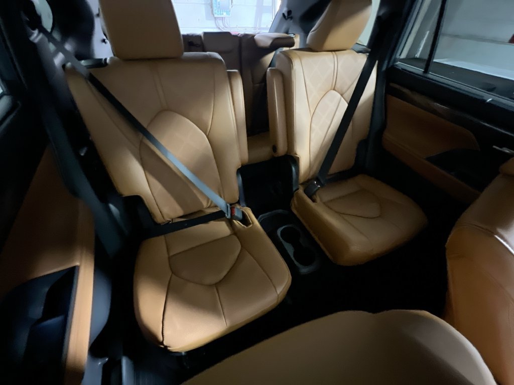New 2026 Toyota Highlander Platinum AWD/4WD image 30