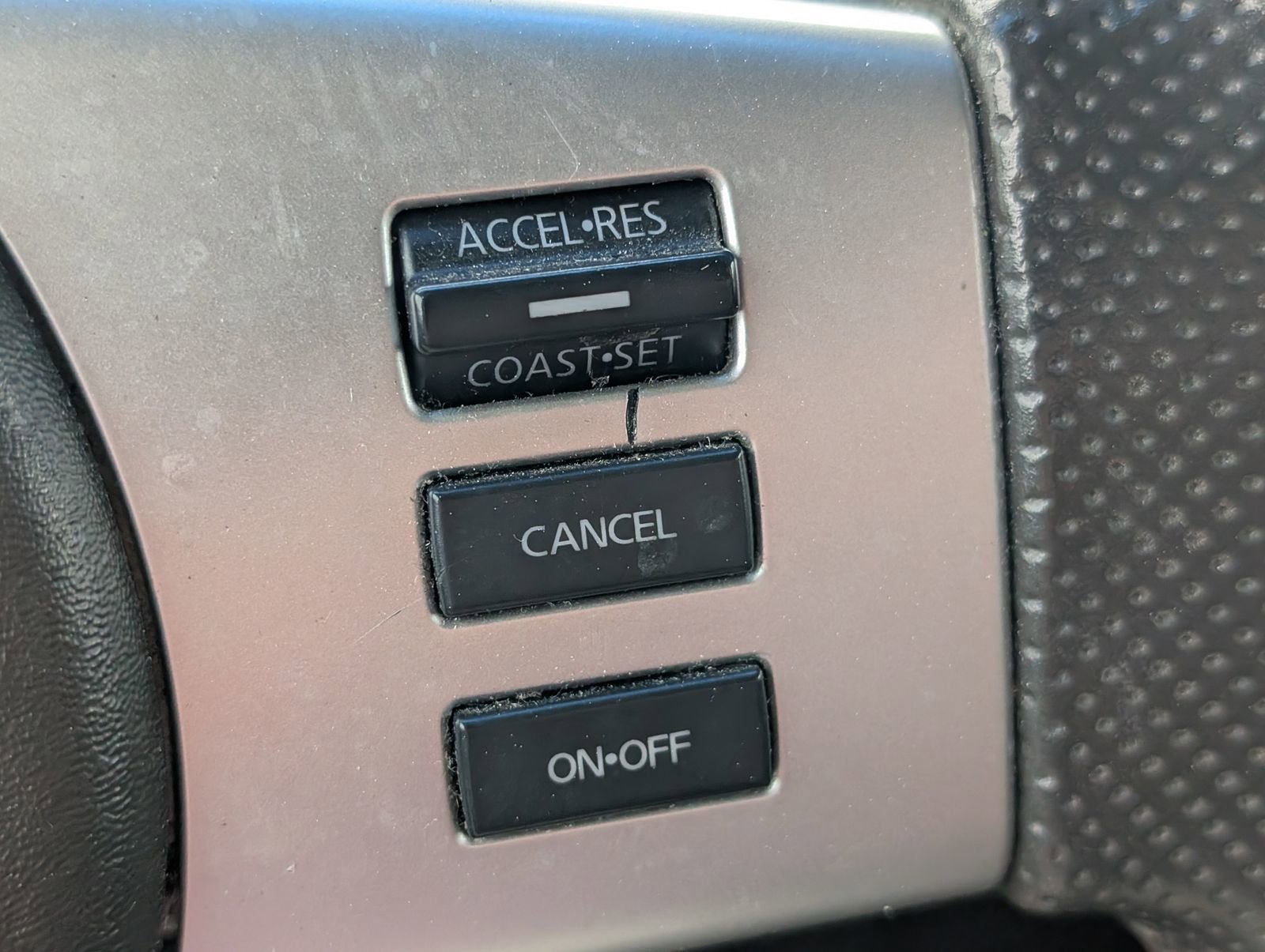 Used 2015 Nissan Xterra S image 16