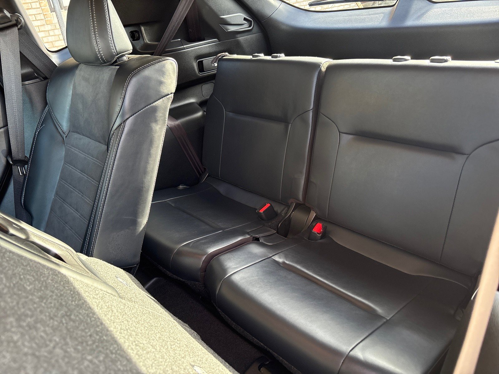 Used 2024 Mitsubishi Outlander SE image 5