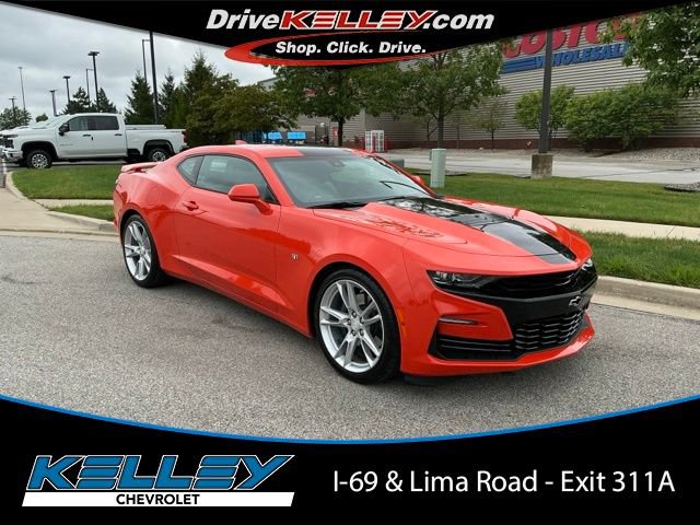Used 2019 Chevrolet Camaro SS RWD image 1