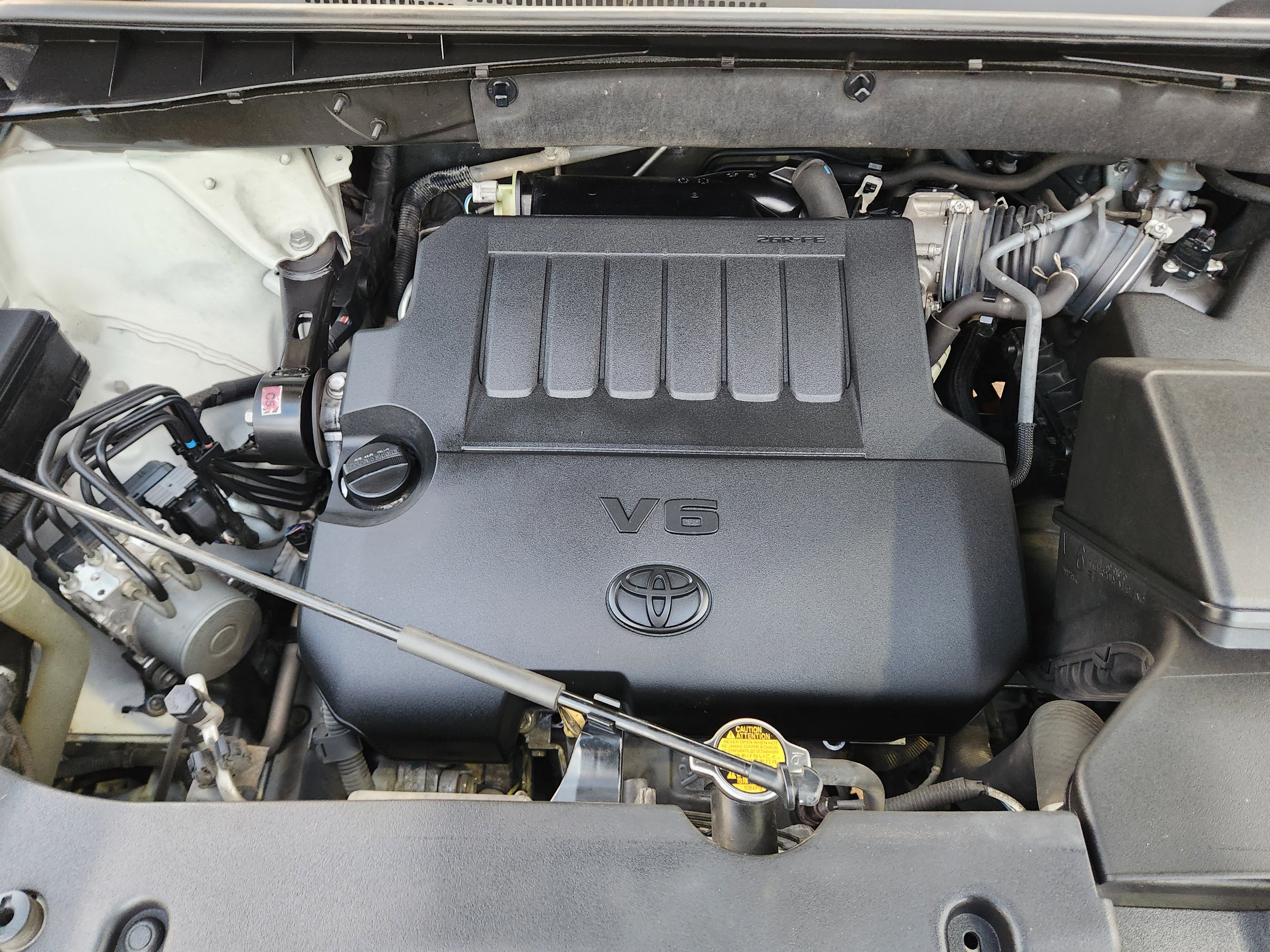 Used 2015 Toyota Highlander XLE image 29