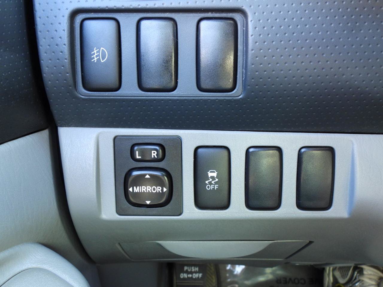 Used 2011 Toyota Tacoma PreRunner w/ SR5 Pkg #2 RWD image 73