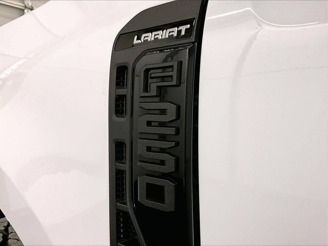 Certified 2024 Ford F250 Lariat w/ Lariat Ultimate Package AWD/4WD image 13